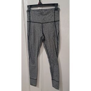 Lululemon Womens Size 6 RUSH HOUR leggings Rulu Jacquard Black White Heathered